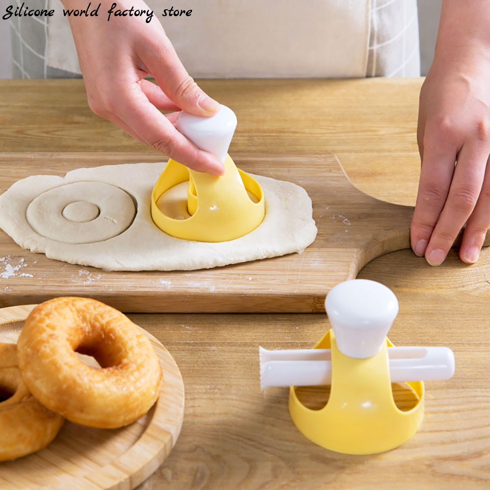Donut Mold Silicone - Silicone world Desserts Bread Patisserie Baking