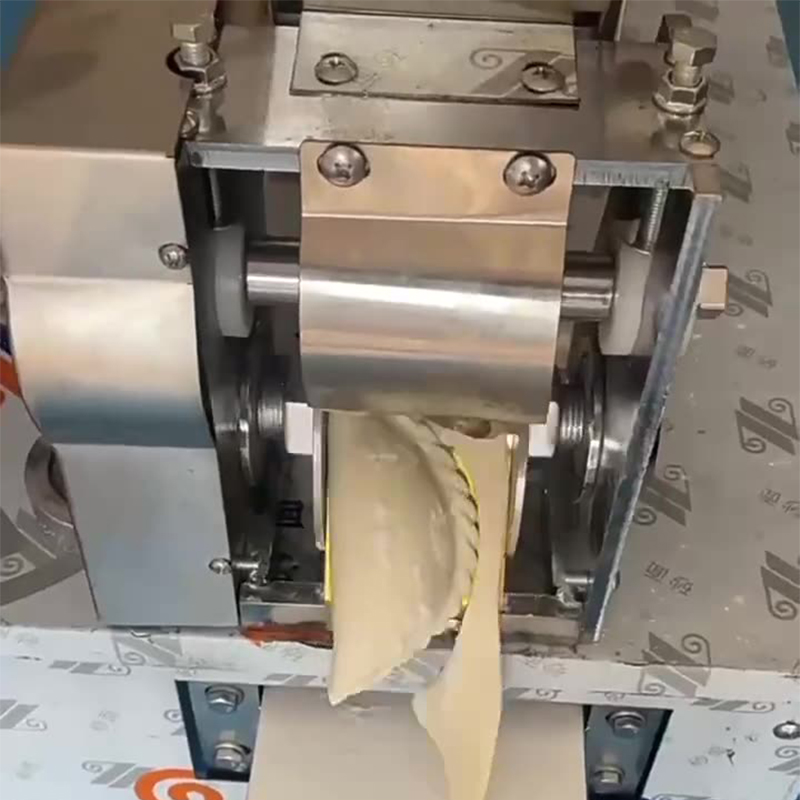 Model 80 Fully Automatic Curry - Potsticker Mold recension och pris