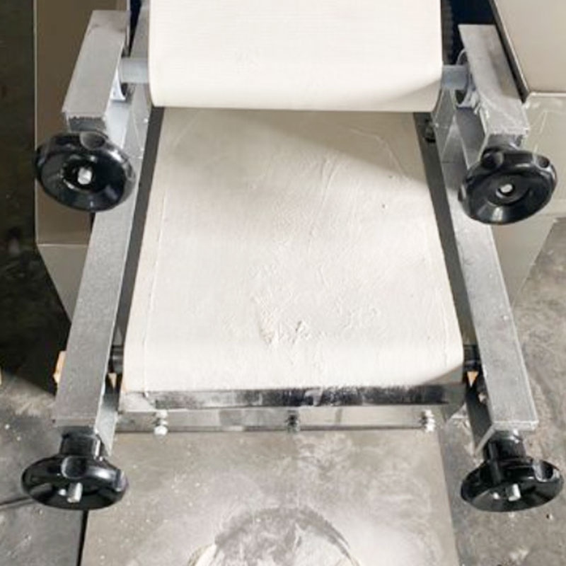 Automatic Big Dumpling Dough   - Spring Roll Wrapper recension och pris